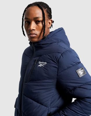 Kurtka męska sportowa Reebok ze sklepu: JD Sports  w kategorii: Kurtki męskie - zdjęcie 9C9C4A-9AA-13709_OMRB1567_VECTOR NAVY